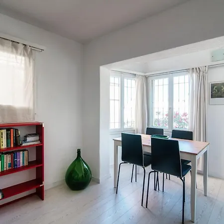 Jolie Bre - Picturesque Two-room With View Apartment Lugano