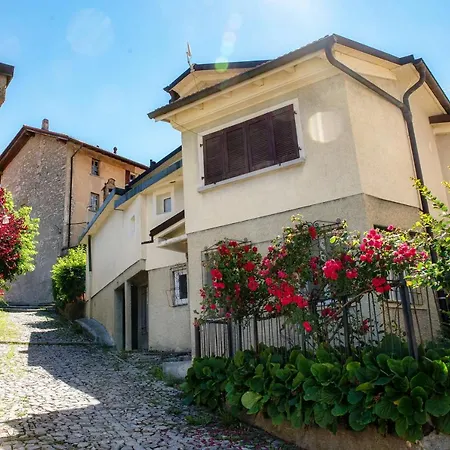 Apartment Jolie Bre - Picturesque Two-room With View